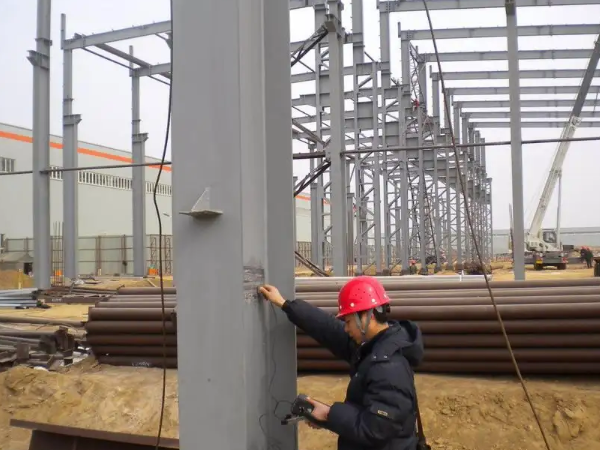 鋼結(jié)構(gòu) 鋼結(jié)構(gòu)